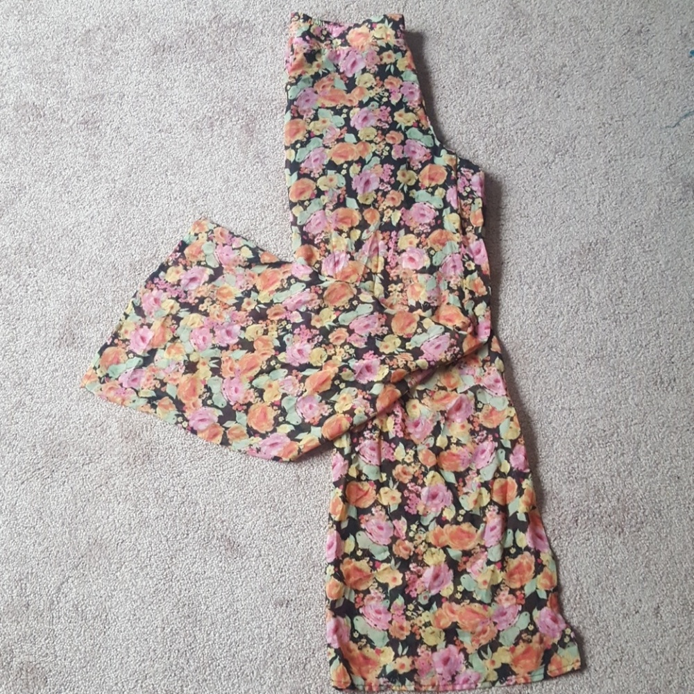 Swim cover-up - Picture 2 of 2